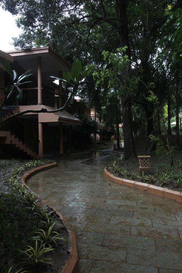 Regenta Jungle Resort Kabini Springs Begur Экстерьер фото